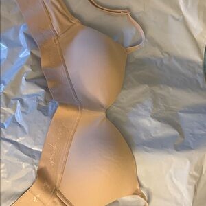 PINK Victoria's Secret Nude Bra